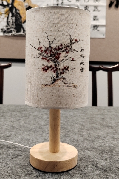 梅魂砺洁（作者：陈俏）_副本.jpg